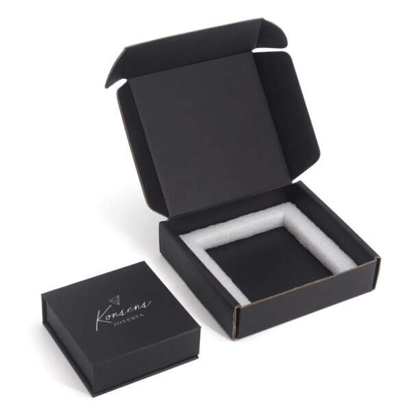 Luxury Black Jewelry Mailer Packaging Box with Foam Insert